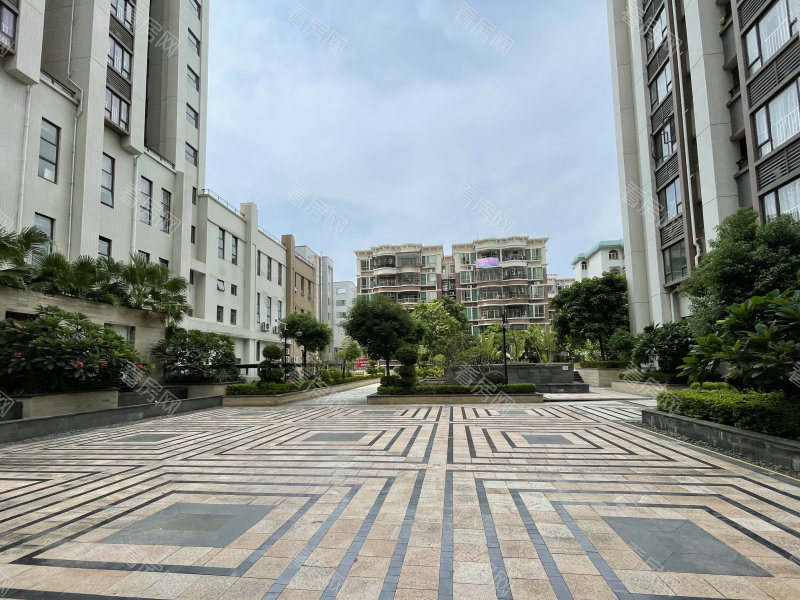 中山蓝钻双子座楼小区信息图片5