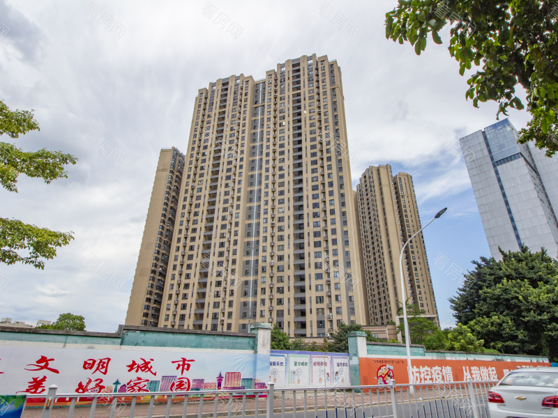 佛山绿地国际花都小区信息图片3