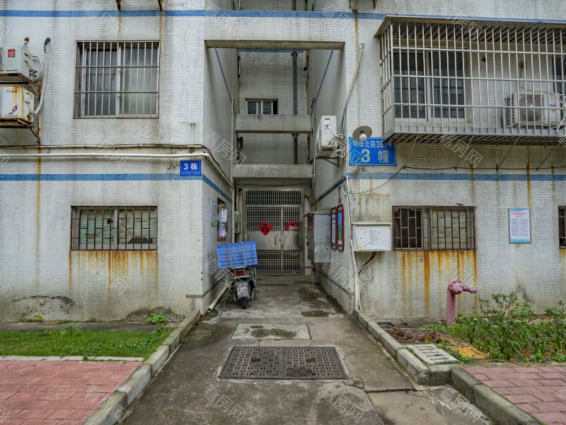 珠海豪华花园小区信息图片5