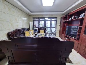 东田金湾 4室2厅 135.87㎡ 精装郴州苏仙区城东二手房图片