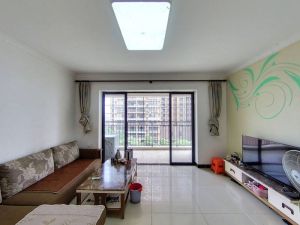 联湖花园 4室2厅 173㎡ 简装清远清城区新城二手房图片