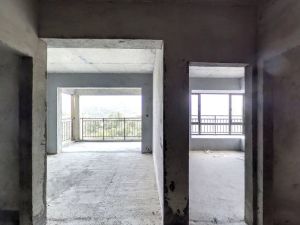 湖光山色 3室2厅 92.68㎡ 毛坯 湖光山色 3室2厅 92.68㎡ 毛坯郴州苏仙区爱莲湖二手房图片