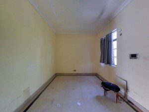 珠江东岸 5室2厅 265.3㎡ 满五年_珠江东岸二手房餐厅图片4