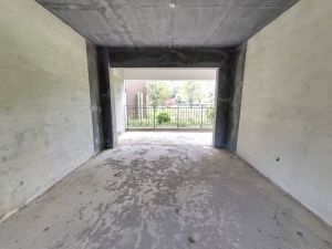 东田金湾 4室2厅 143㎡ 毛坯郴州苏仙区城东二手房图片